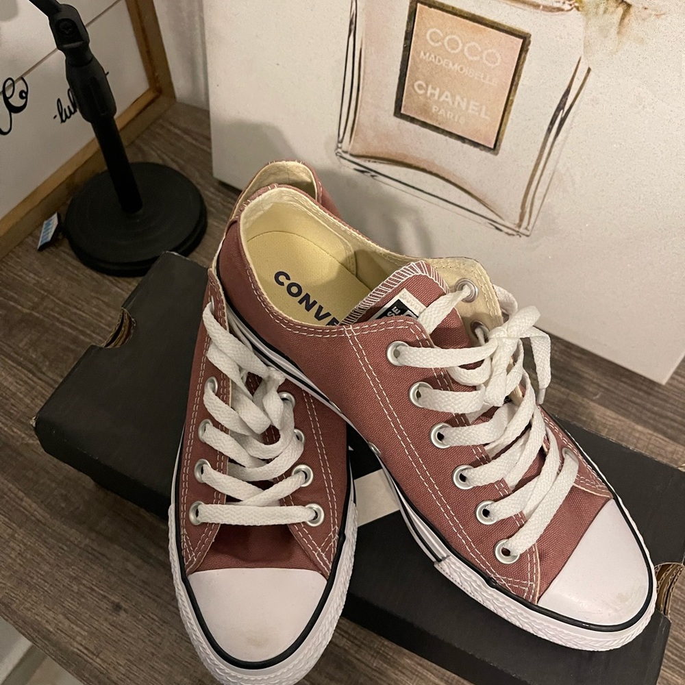 Convers Womnen so cute ☺️ Original